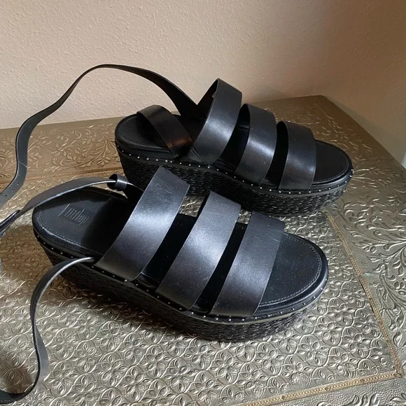 Black Strappy Platform Sandals - Picture 1 of 5
